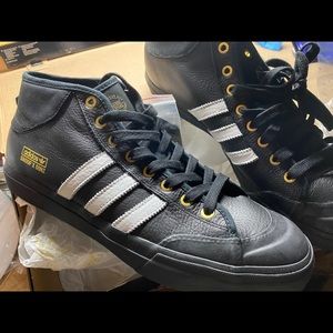 Adidas Matchcourt Snoop x Gonz Skateboard shoes